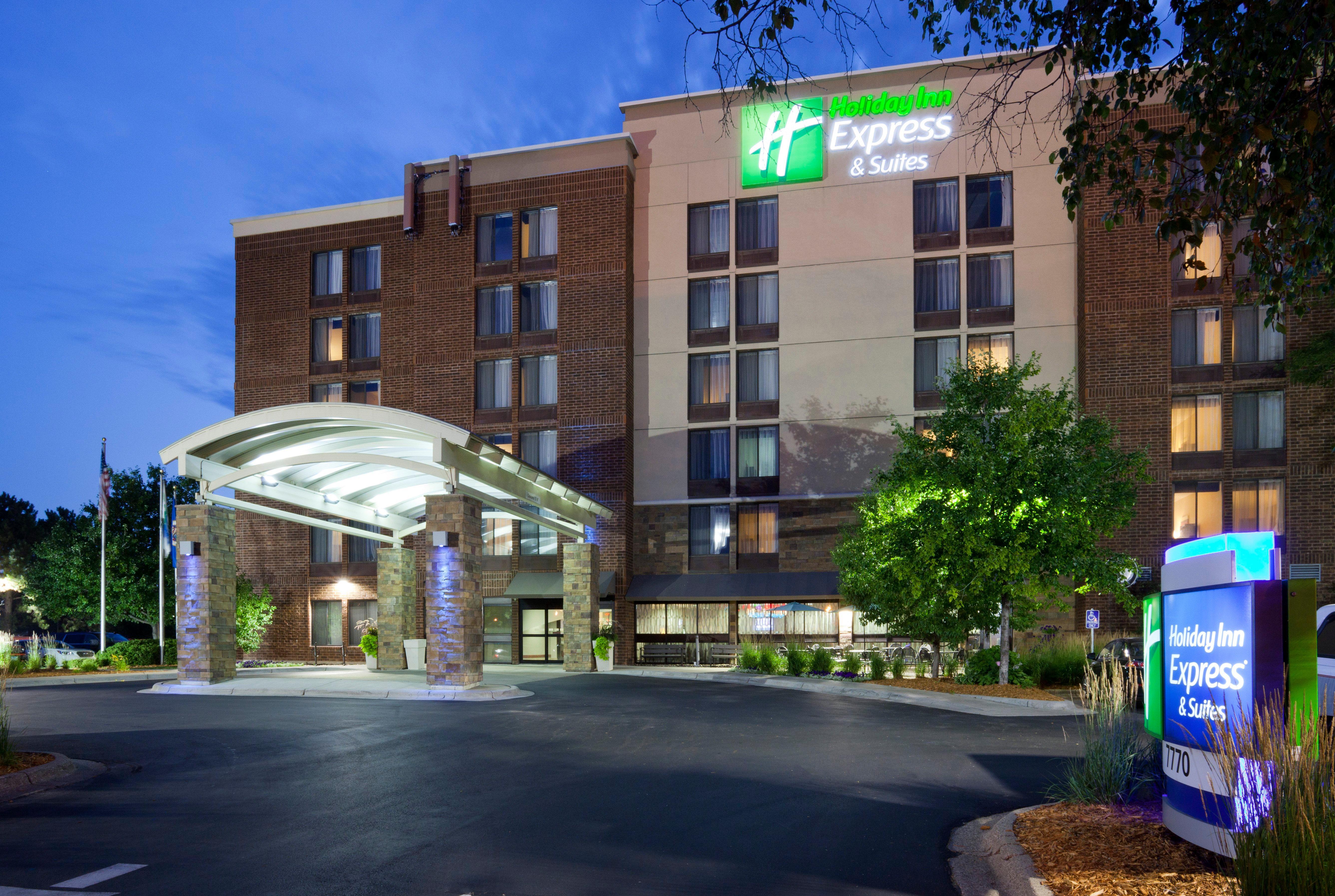 Holiday Inn Express & Suites Bloomington West By Ihg מראה חיצוני תמונה