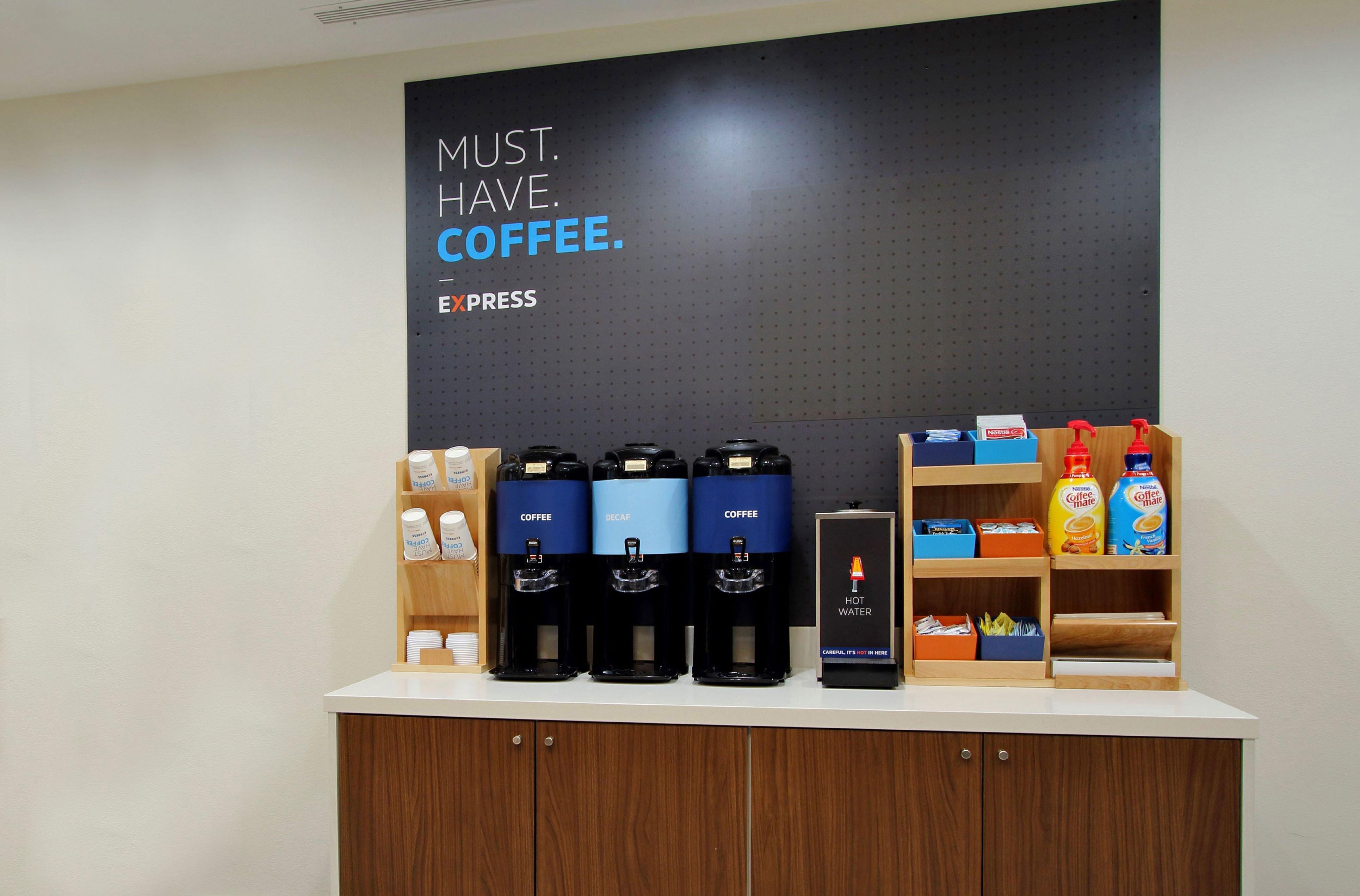 Holiday Inn Express & Suites Bloomington West By Ihg מראה חיצוני תמונה
